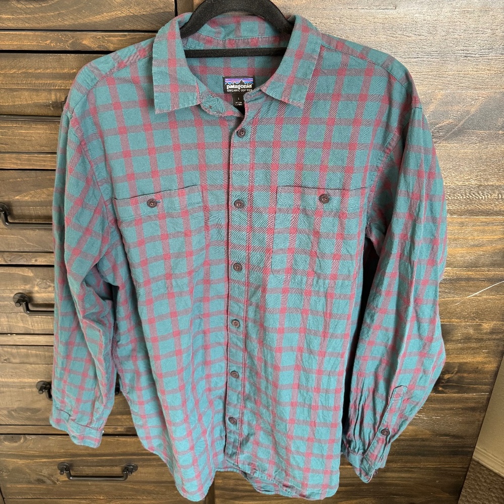 EUC Patagonia Long-Sleeved Pima Cotton Shirt, Blue/Red plaid, size L